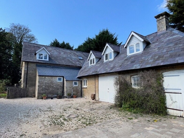 The Barns Fairspear House, Leafield for lease - Primary Photo - Image 1 of 3