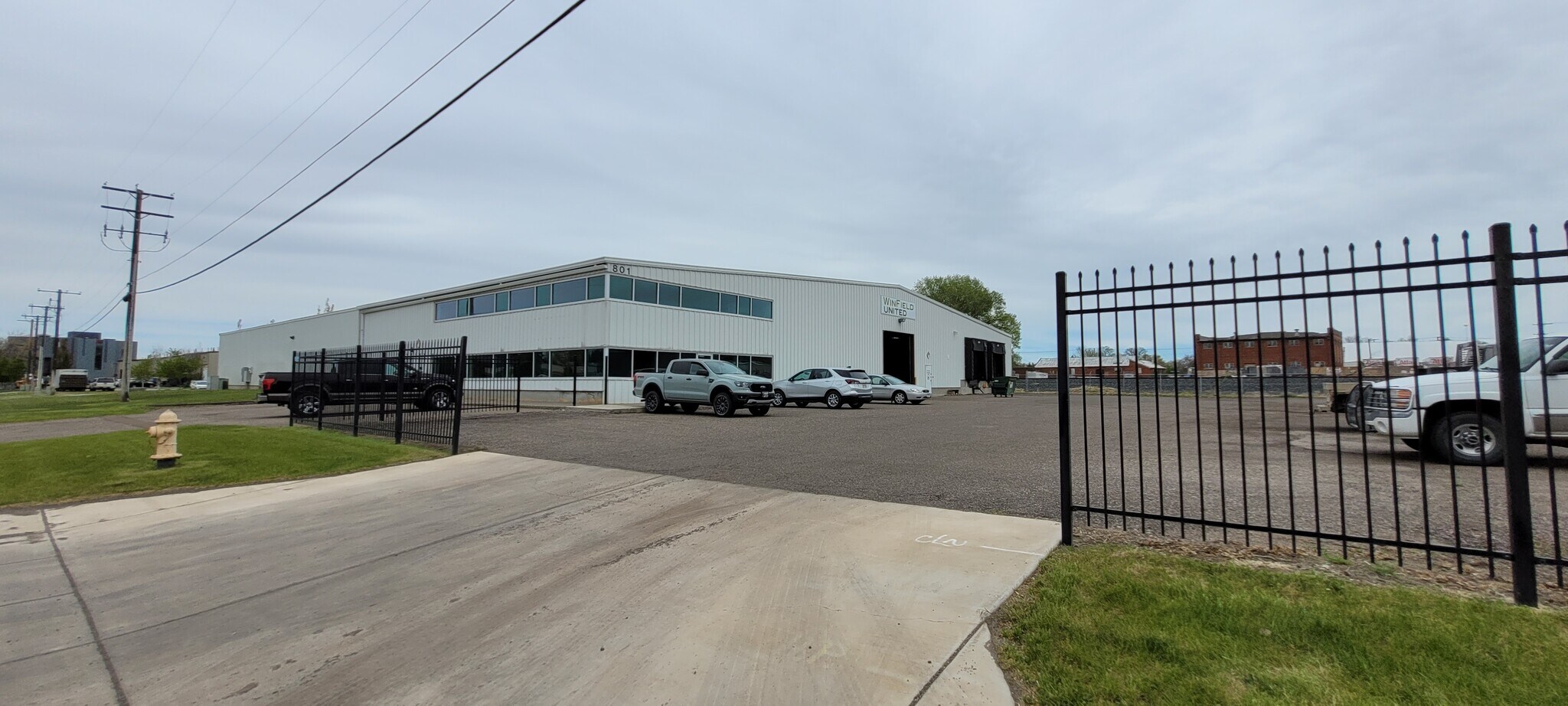 801 River Dr S, Great Falls, MT 59405