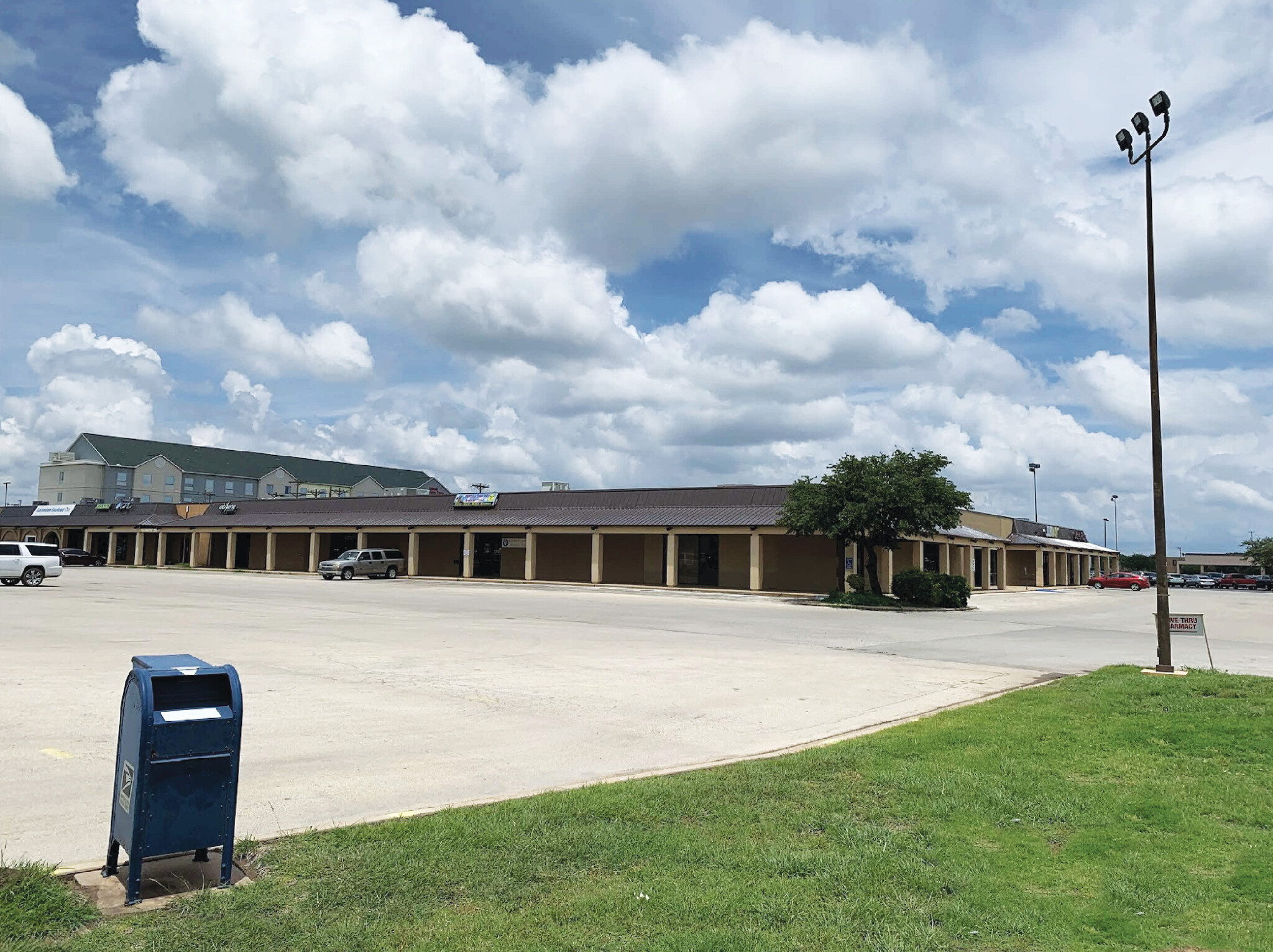 4450-4536 Buffalo Gap Rd, Abilene, TX for lease Building Photo- Image 1 of 4