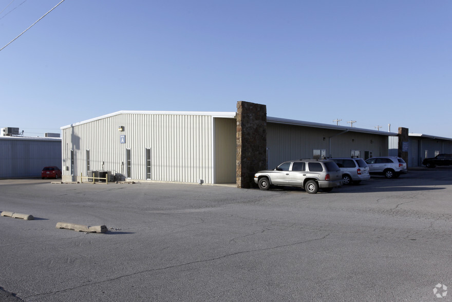 2702 N Sheridan Rd, Tulsa, OK for sale - Primary Photo - Image 1 of 1