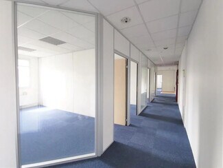 More details for 13 Rue Edison, Bron - Office for Sale