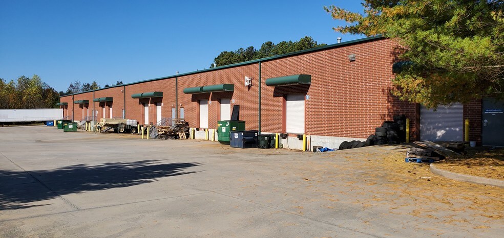 3100-3150 Engineering Pky, Alpharetta, GA for lease - Building Photo - Image 2 of 2