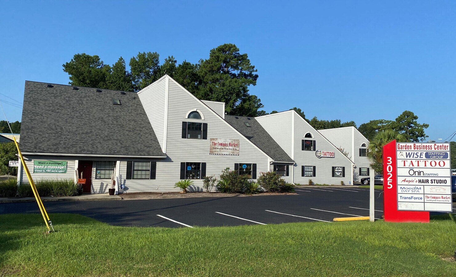 3025 Ashley Phosphate Rd, North Charleston, SC 29418