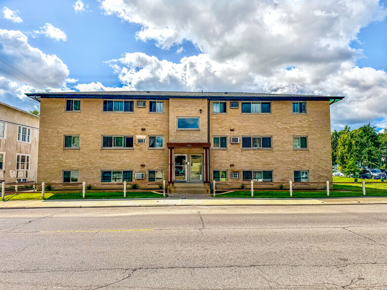 1529 38th St E, Minneapolis, MN for sale - Building Photo - Image 1 of 52