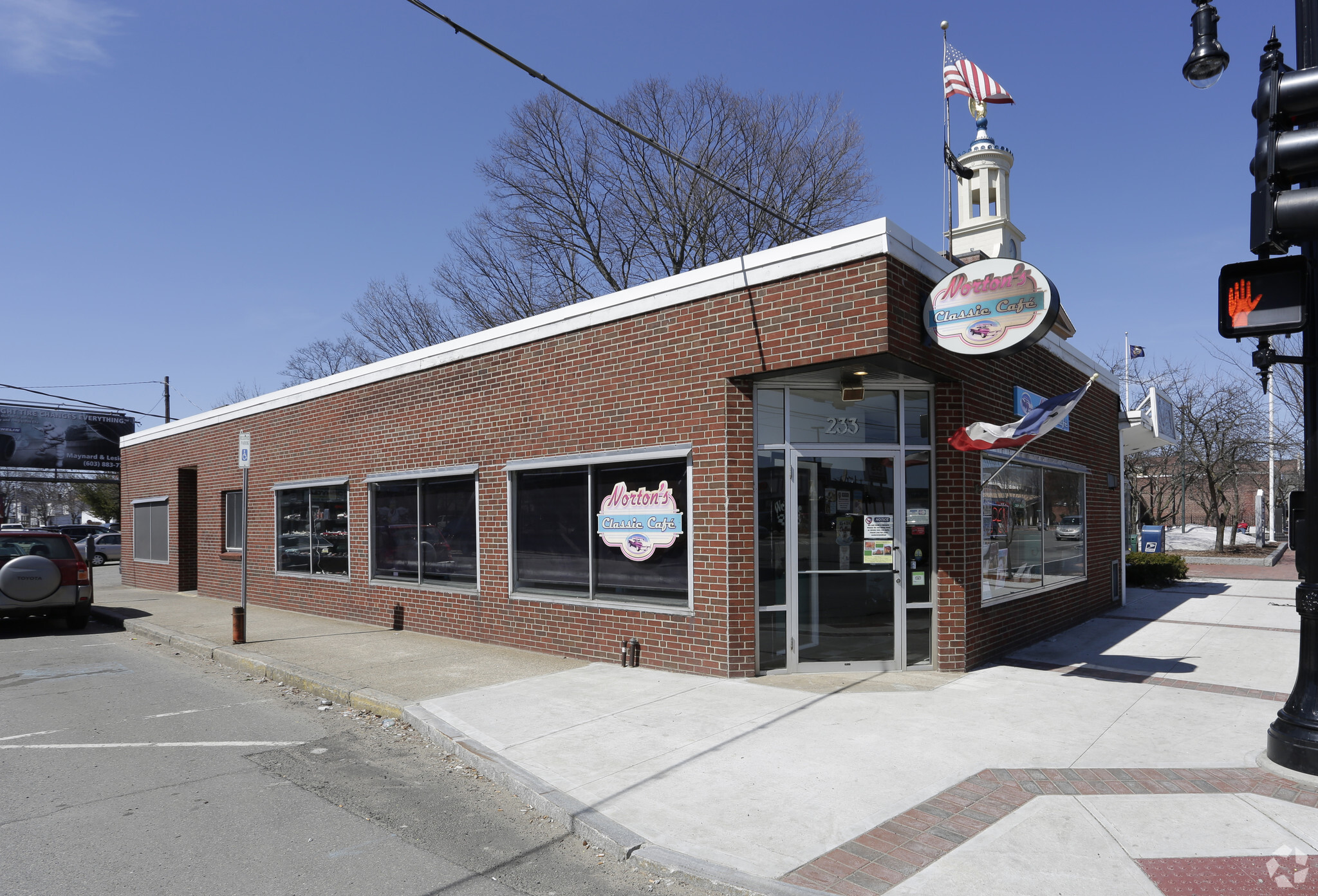 233 Main St, Nashua, NH for sale Primary Photo- Image 1 of 1