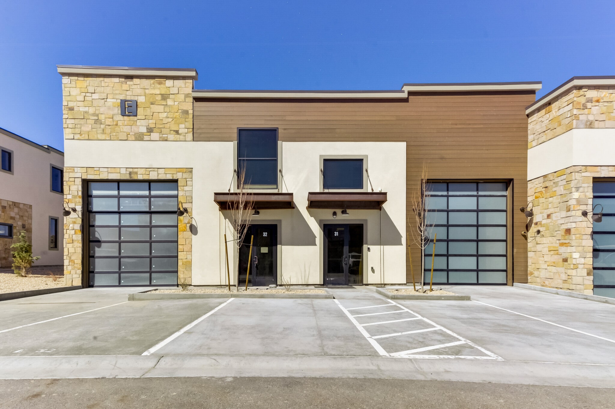 4554 Forestdale Dr, Park City, UT for lease Primary Photo- Image 1 of 22