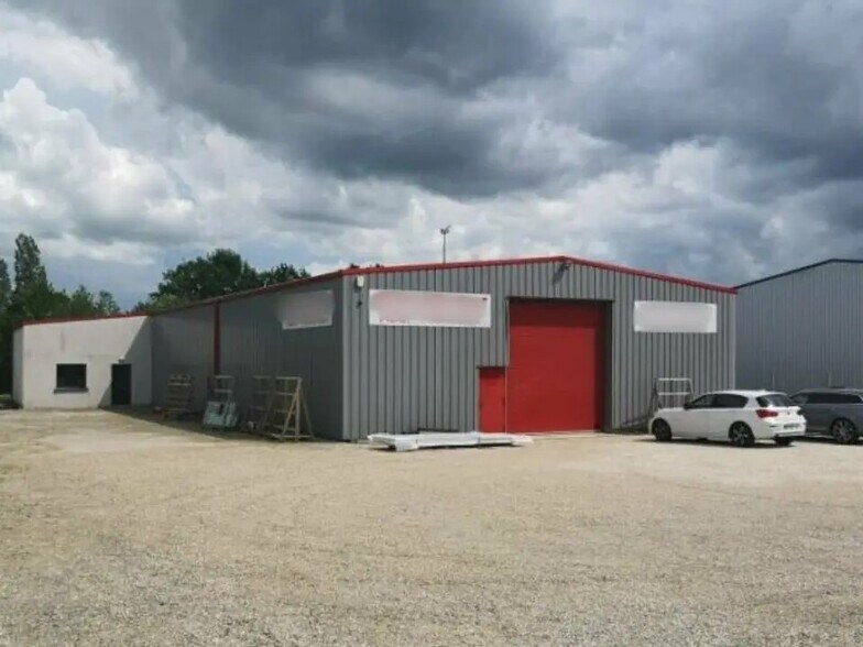Flex in Ervy-le-Châtel for lease - Building Photo - Image 1 of 4