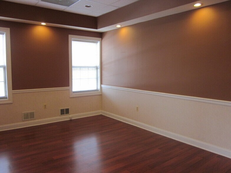 1256 Us Highway 202, Bridgewater, NJ for lease - Interior Photo - Image 2 of 8