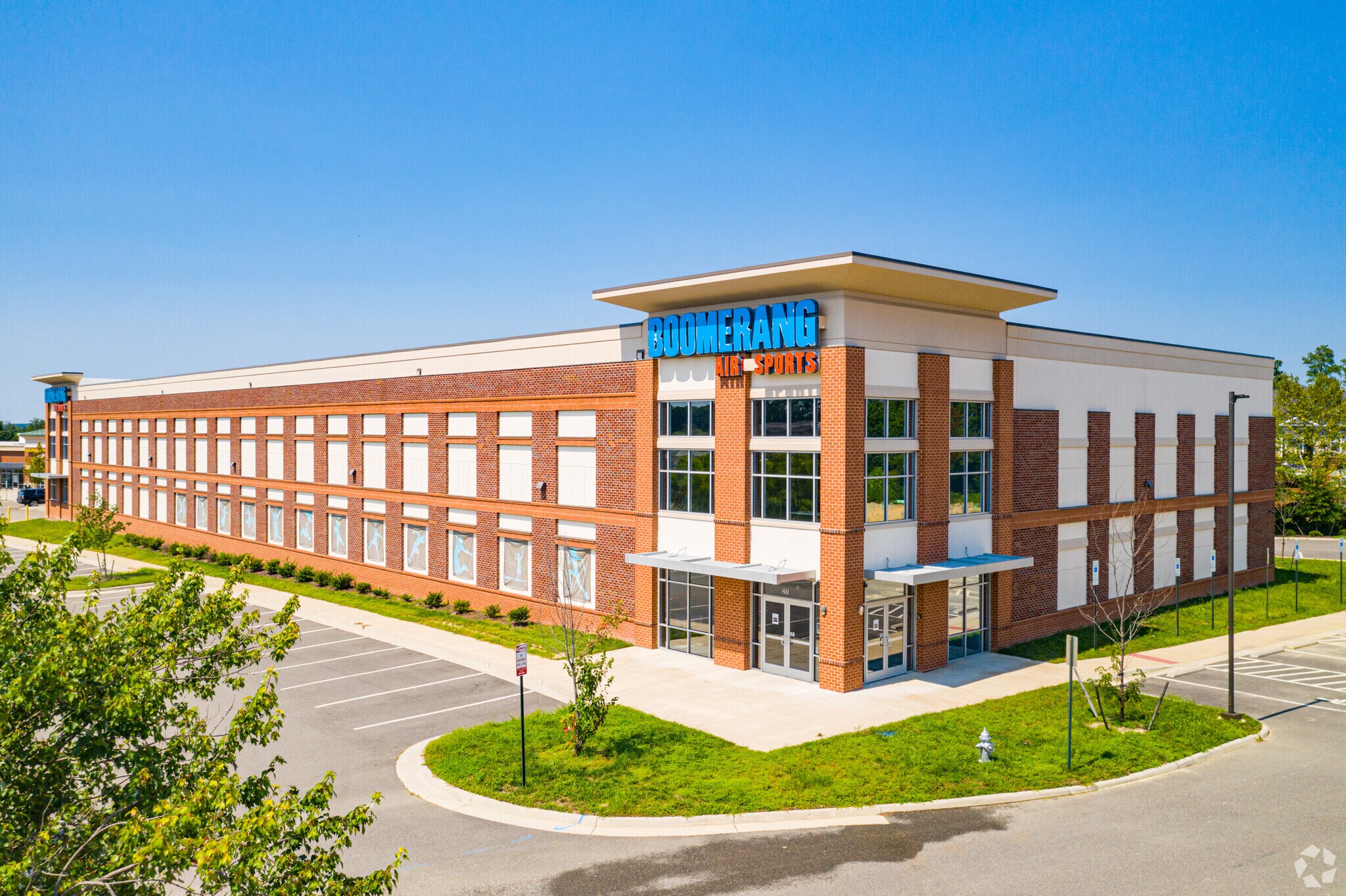 202 Towne Center West Blvd, Richmond, VA for sale Primary Photo- Image 1 of 1