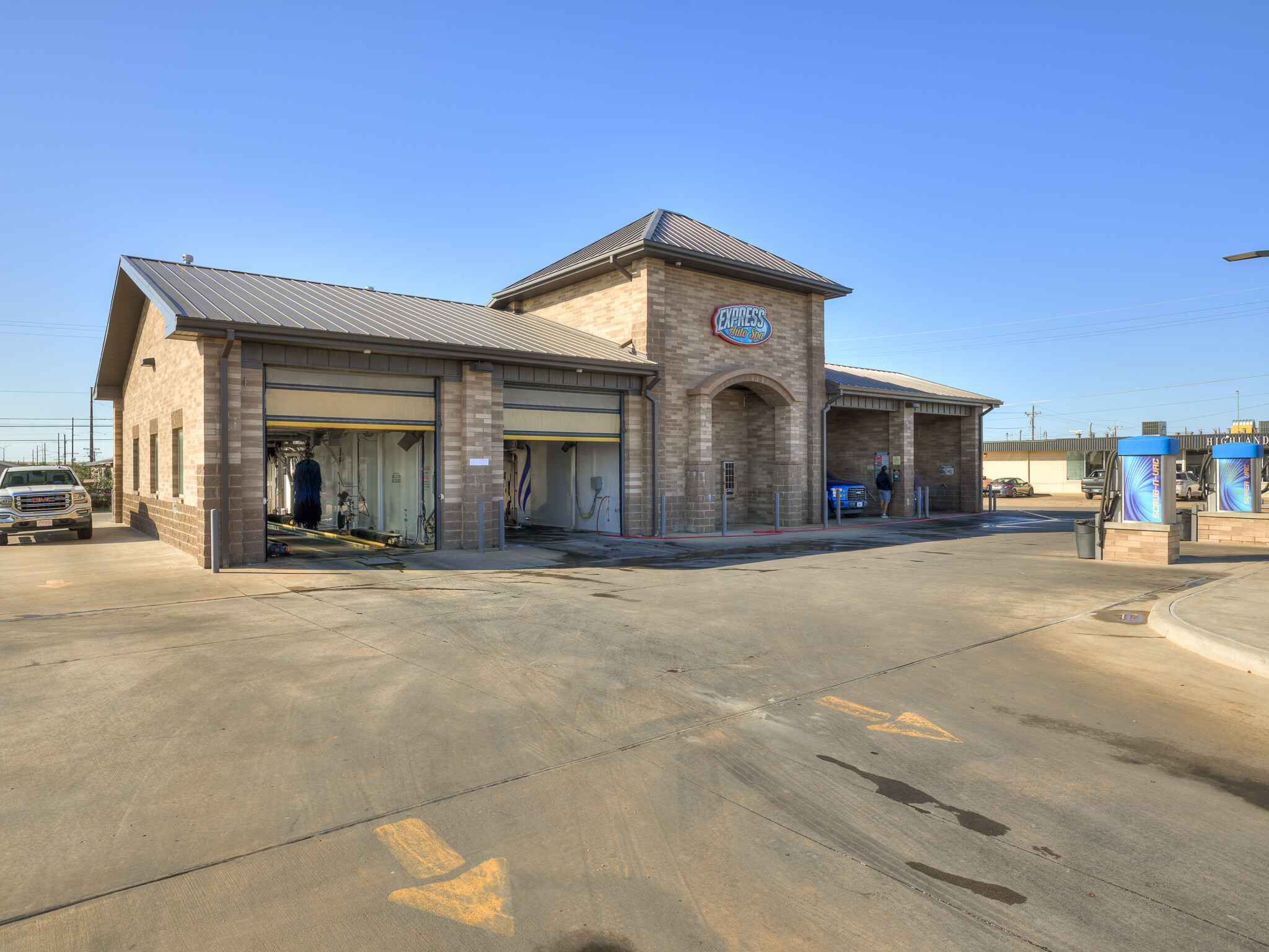 310 E Main St, Weatherford, OK for sale Primary Photo- Image 1 of 1