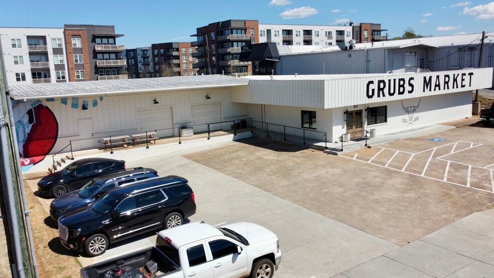 511 SW Main St, Gainesville, GA for lease - Building Photo - Image 2 of 15