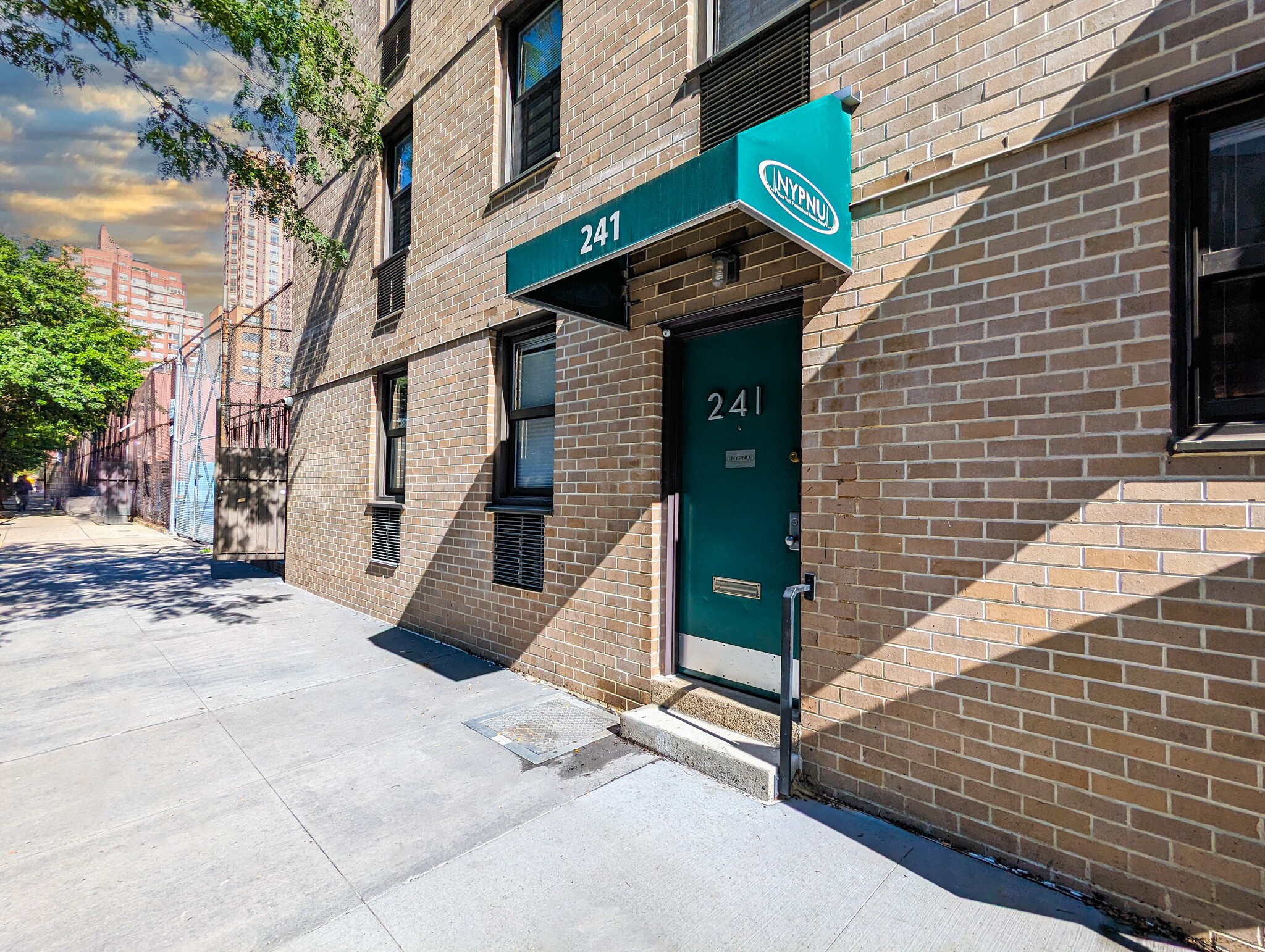 240 E 76th St, New York, NY for lease Building Photo- Image 1 of 14