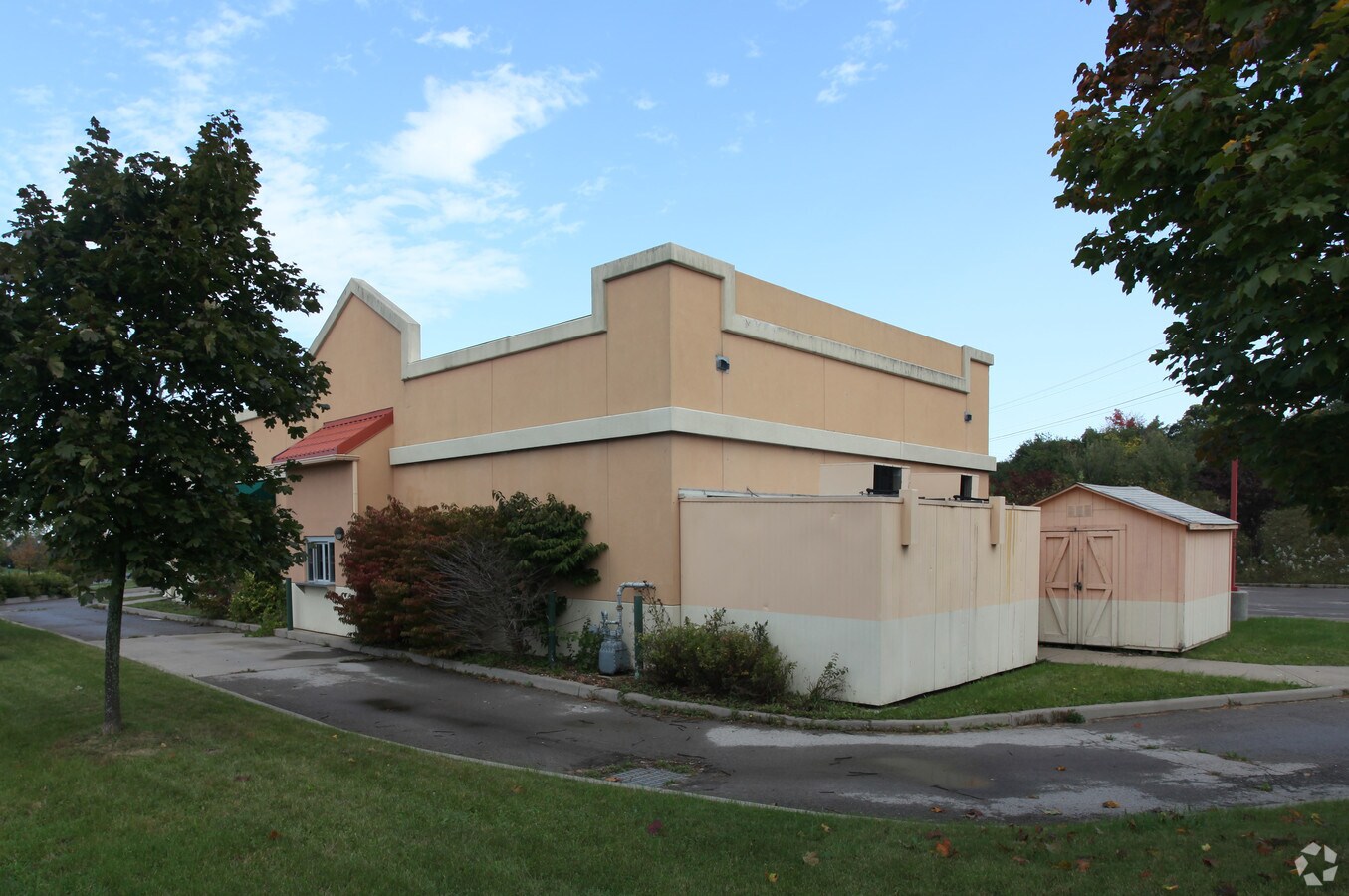 4262 Lakeville Rd, Geneseo, NY 14454