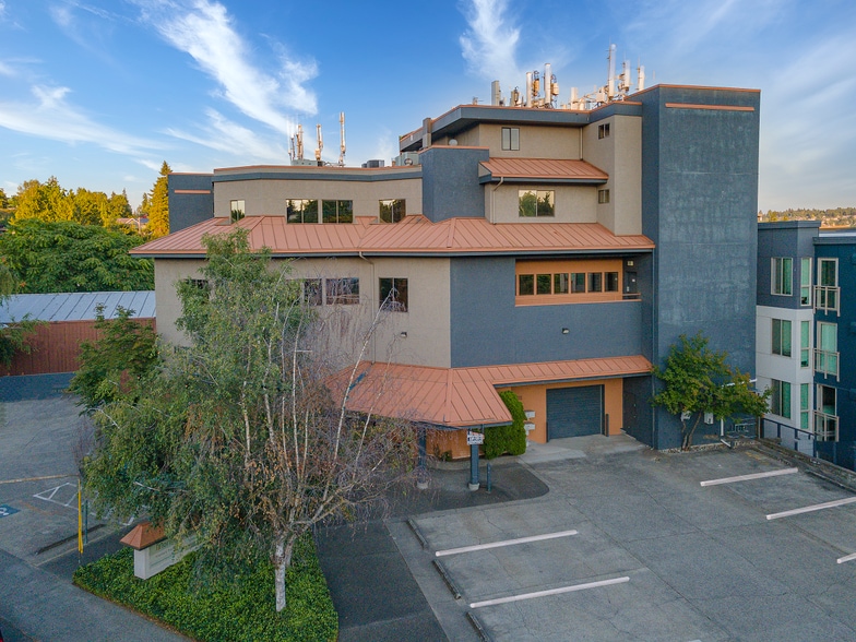 3876 Bridge Way N, Seattle, WA for sale - Building Photo - Image 1 of 1