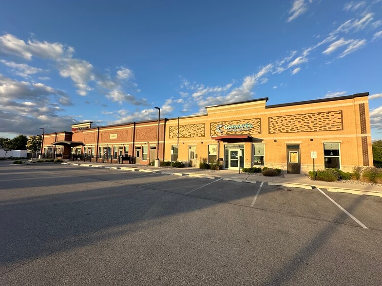 10419 Calumet Ave, Munster, IN for lease - Building Photo - Image 2 of 13