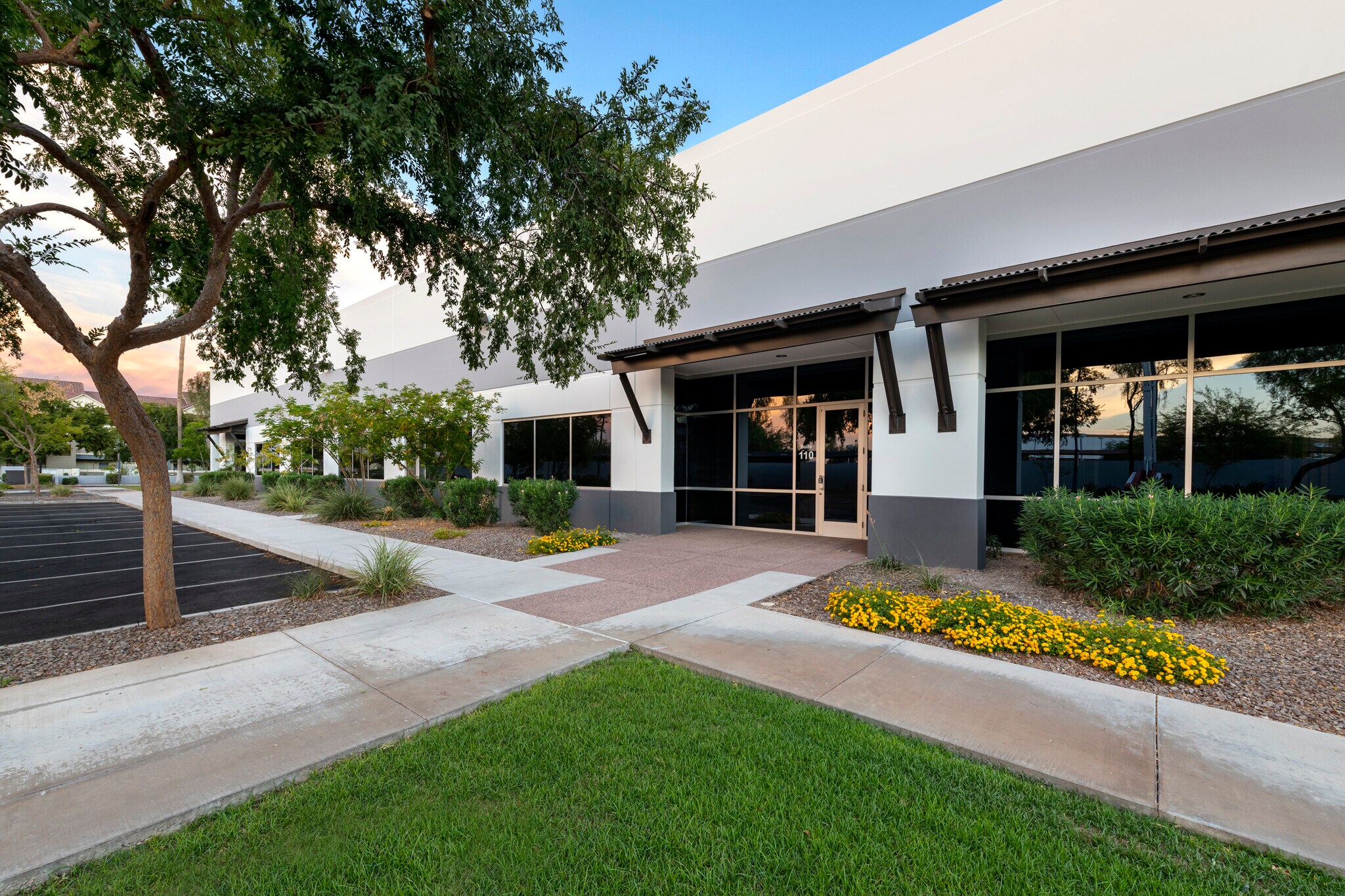 15210 S 50th St, Phoenix, AZ for sale Building Photo- Image 1 of 1