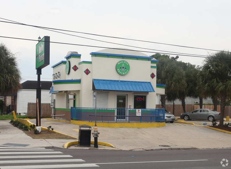 2600 S Claiborne Ave, New Orleans, LA for lease - Building Photo - Image 1 of 14