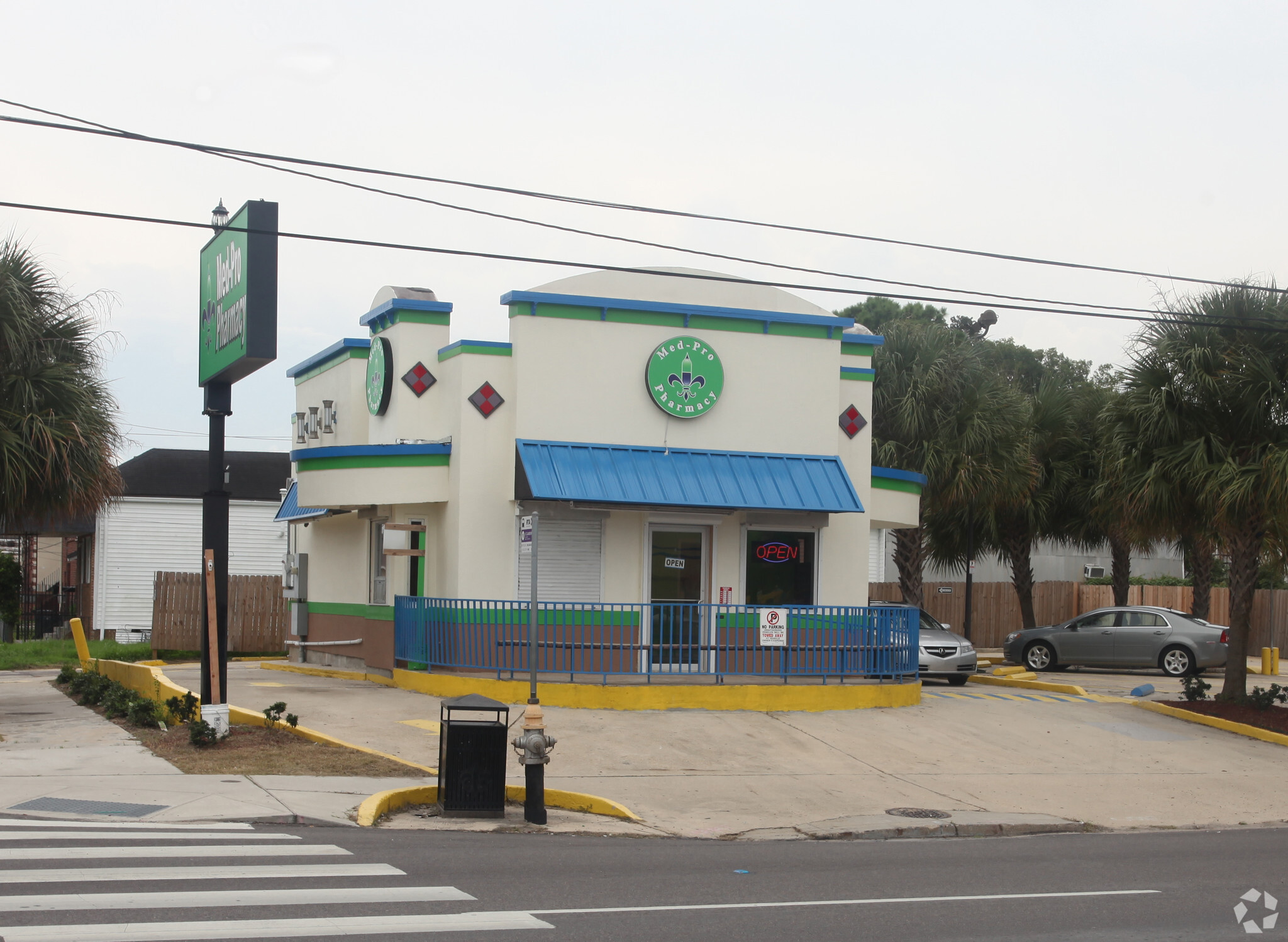 2600 S Claiborne Ave, New Orleans, LA for lease Building Photo- Image 1 of 15