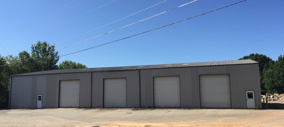 100 Howell Ave, Fairburn, GA for sale - Primary Photo - Image 1 of 1