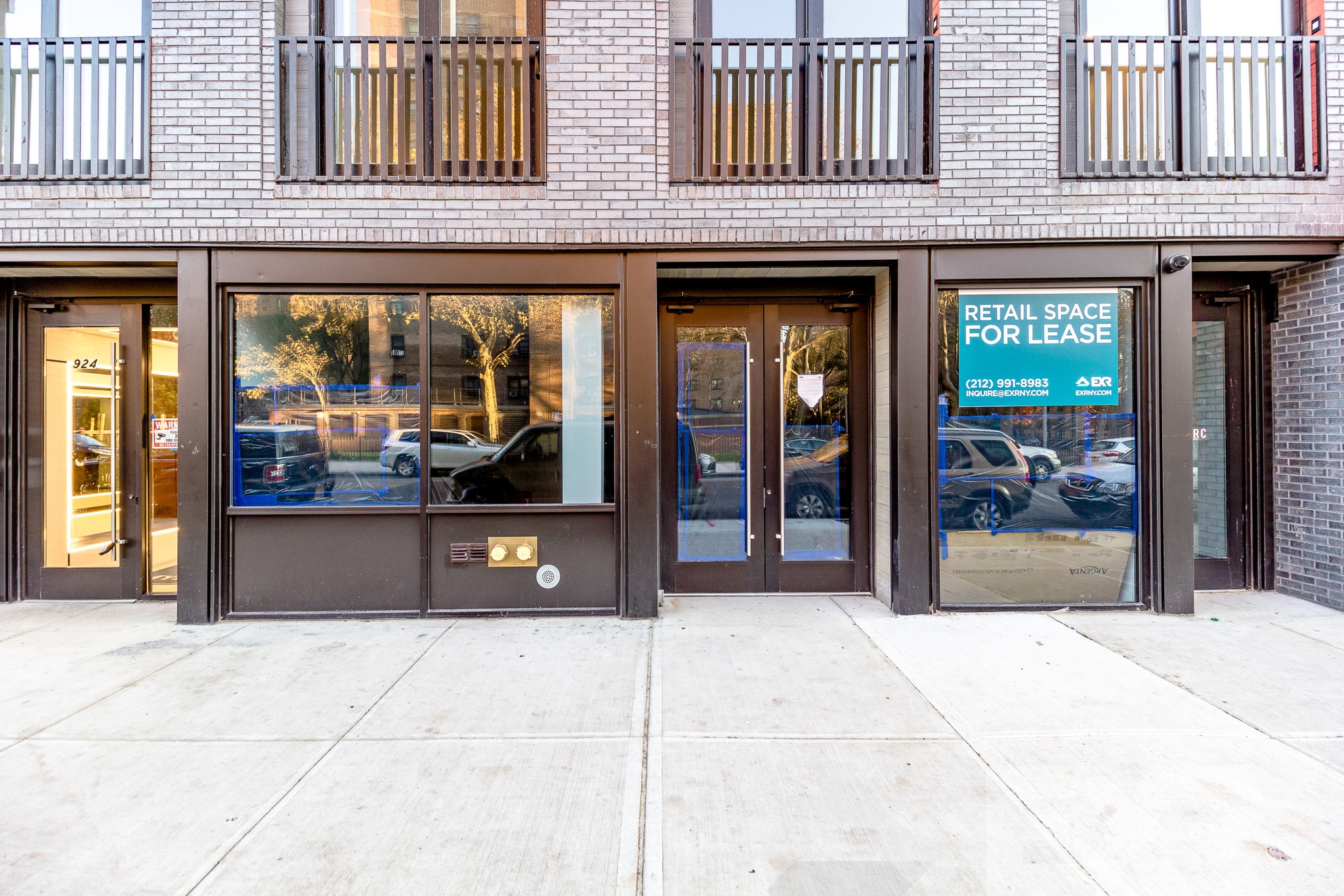 924 Myrtle Ave, Brooklyn, NY for lease Building Photo- Image 1 of 7