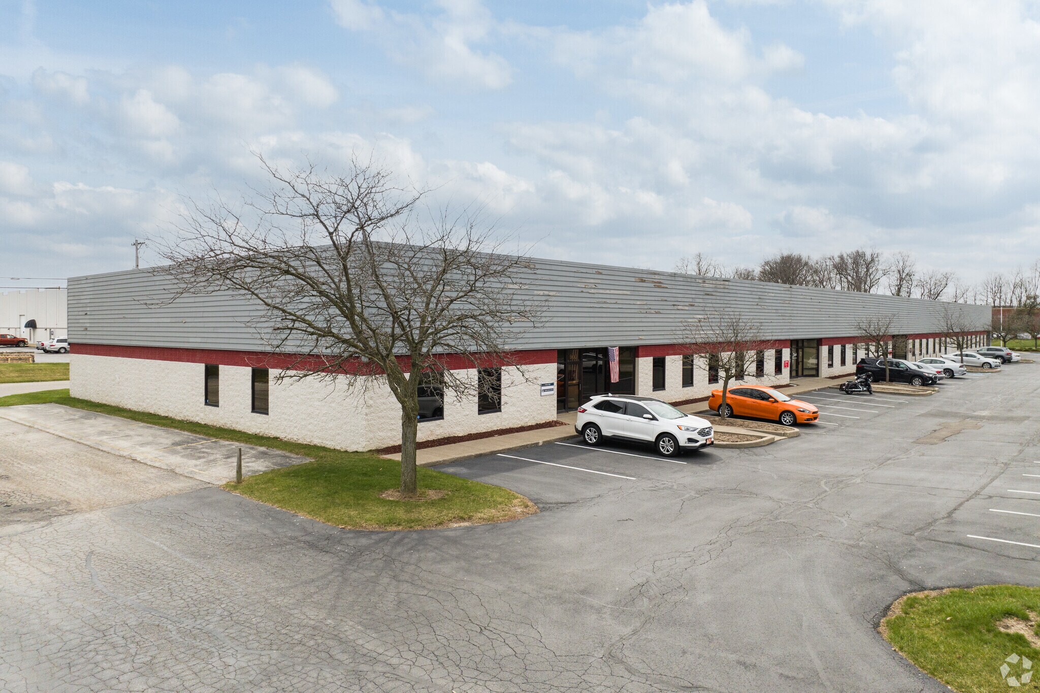 1650 Indian Wood Cir, Maumee, OH for sale Primary Photo- Image 1 of 1