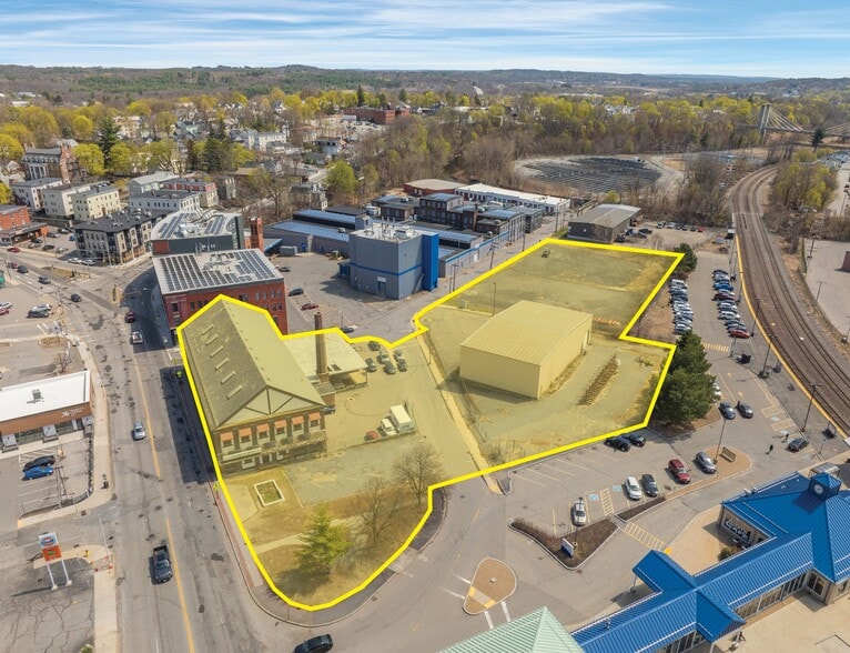 64 Main St, Fitchburg, MA for sale - Building Photo - Image 1 of 6