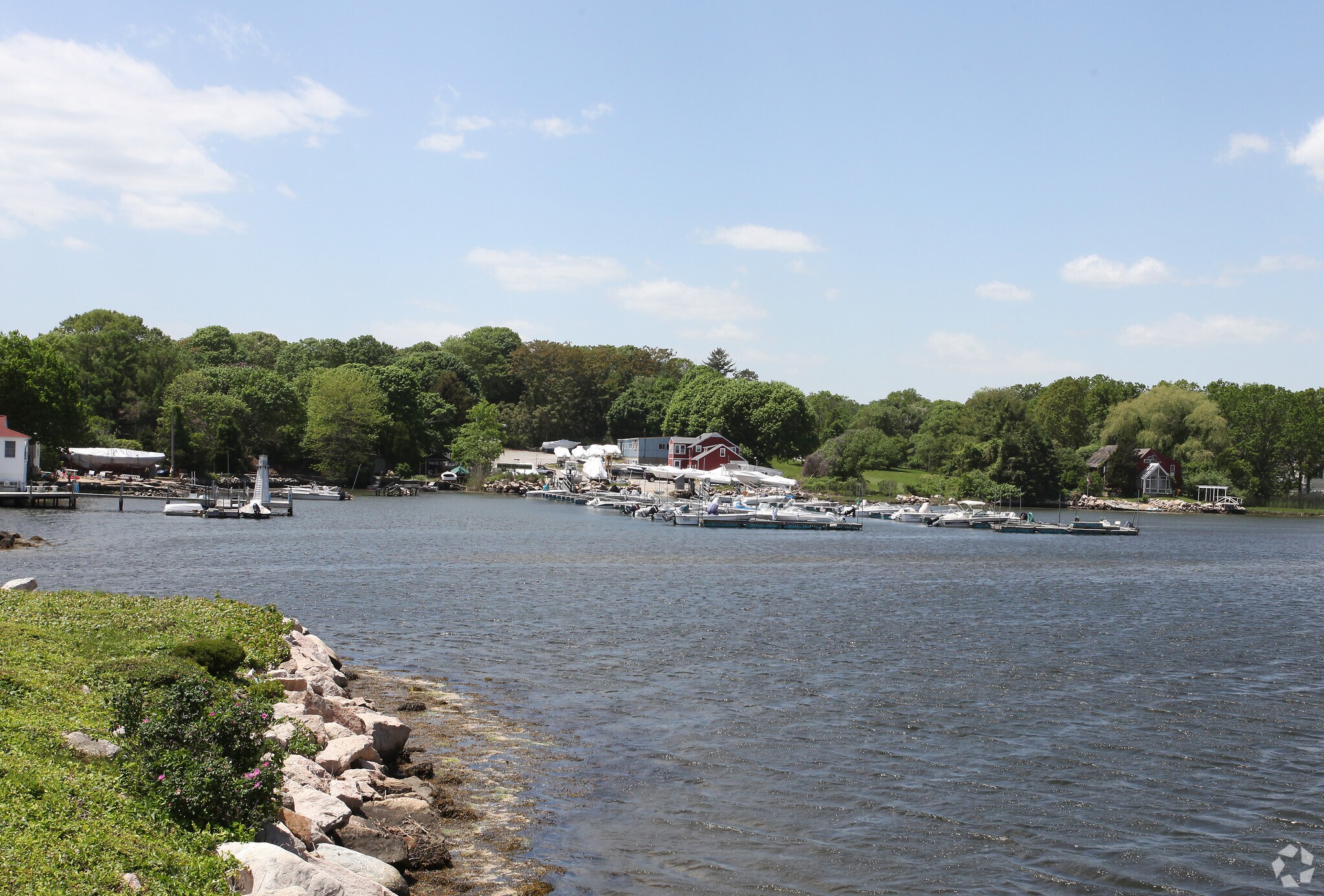 1023 Groton Long Point Rd, Groton, CT for sale Primary Photo- Image 1 of 1