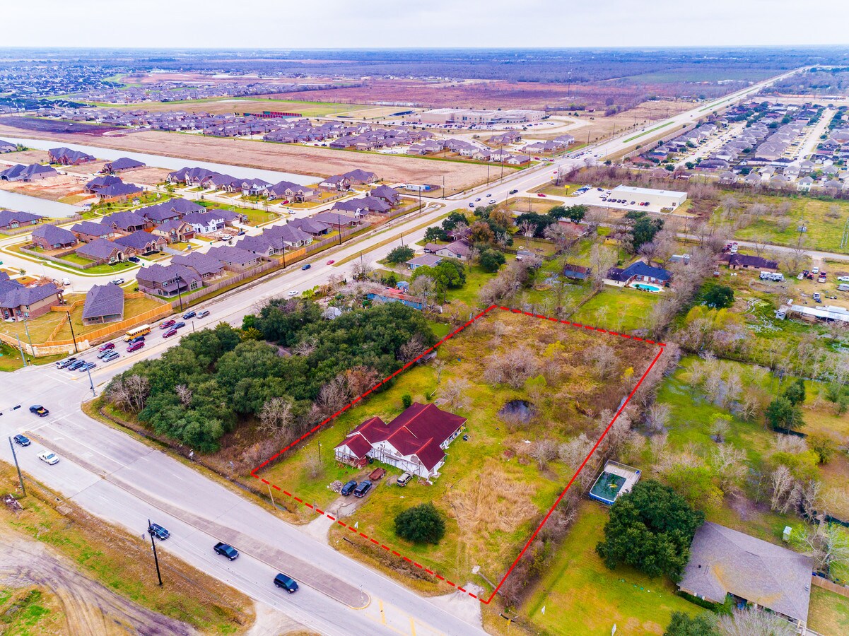 2420 County Road 58, Rosharon, TX 77583