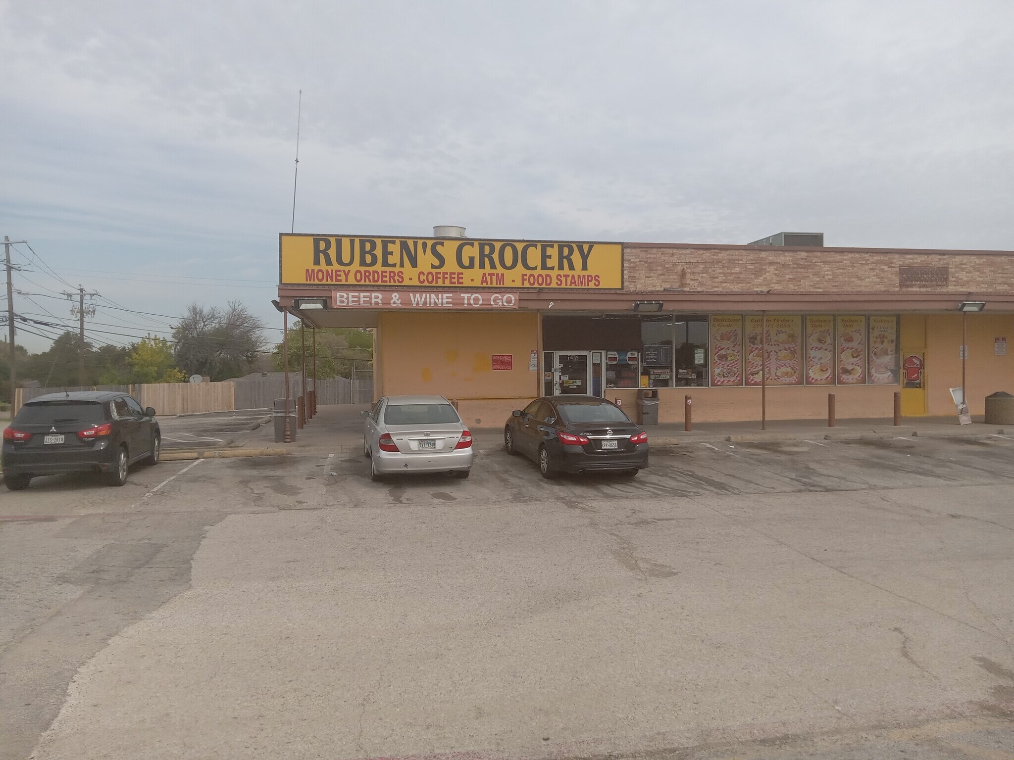 1207 E Red Bird Ln, Dallas, TX 75241 Glenview Shopping Center