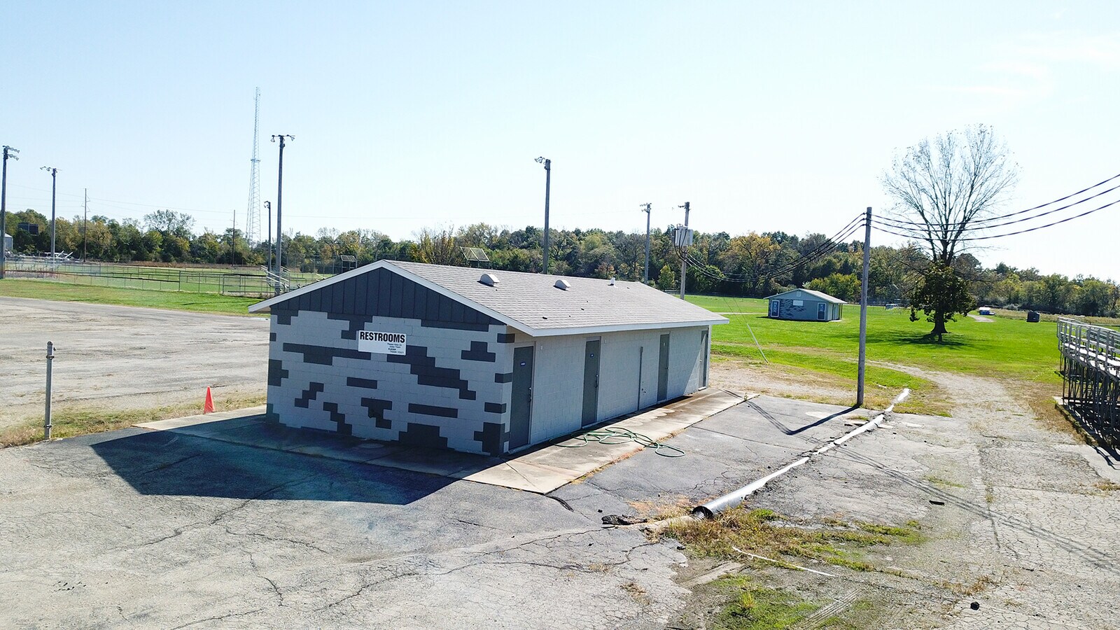 2191 S Imboden Ct, Decatur, IL 62521