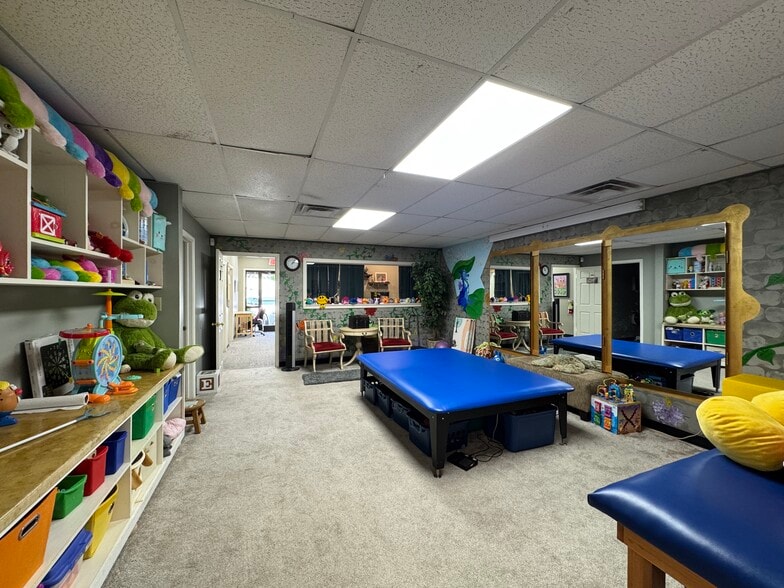 1751 Dancy Blvd, Horn Lake, MS for lease - Building Photo - Image 2 of 8