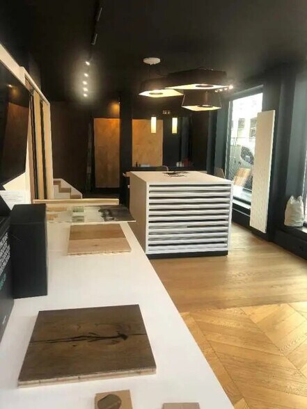 1 Rue De Poissy, Paris for lease - Interior Photo - Image 3 of 4