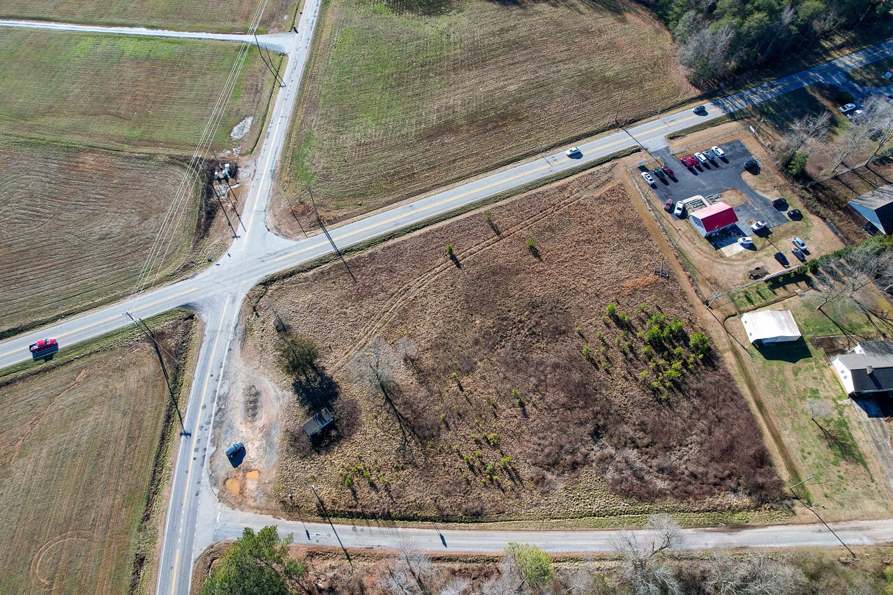 907 Jameson Rd, Easley, SC 29640