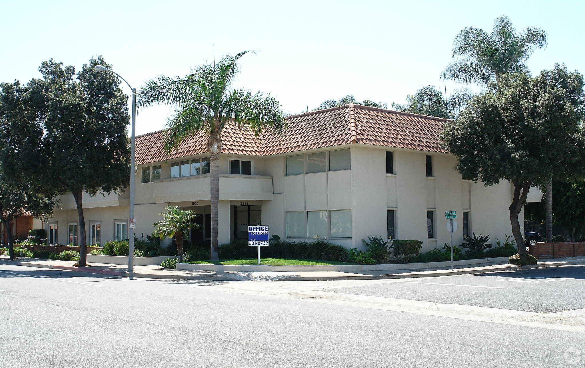 17452 Irvine Blvd, Tustin, CA 92780 - Ground floor office $999/mth ...