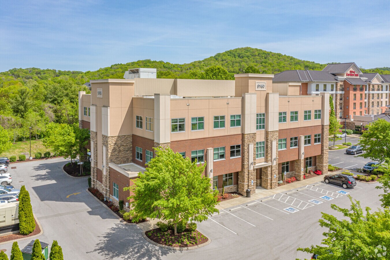 9160 Carothers Pky, Franklin, TN 37067