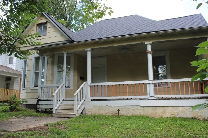 1725 Highland Ave, Knoxville, TN 37916