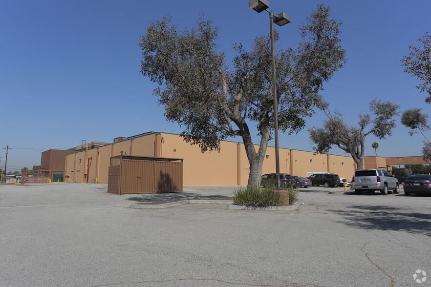 6404-6514 South St, Lakewood, CA for lease - Building Photo - Image 3 of 13