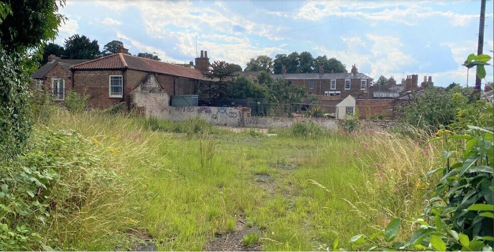 Newland, Louth, LN11 9HH