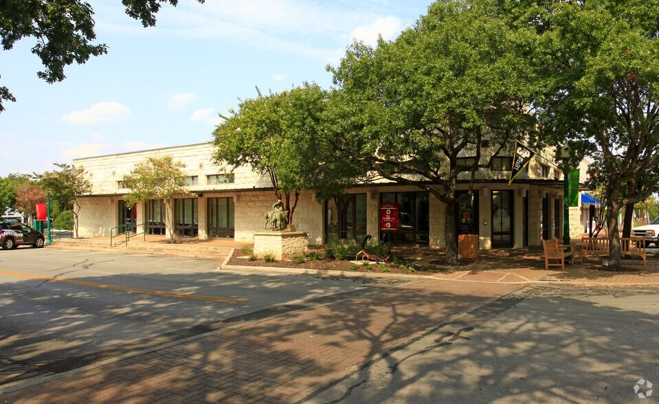 101 E 7th St, Georgetown, TX for sale - Primary Photo - Image 1 of 1