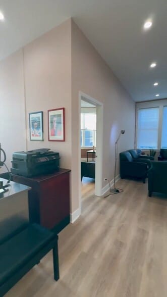 4764-4774 N Lincoln Ave, Chicago, IL for lease - Commercial Listing Video - Image 2 of 11