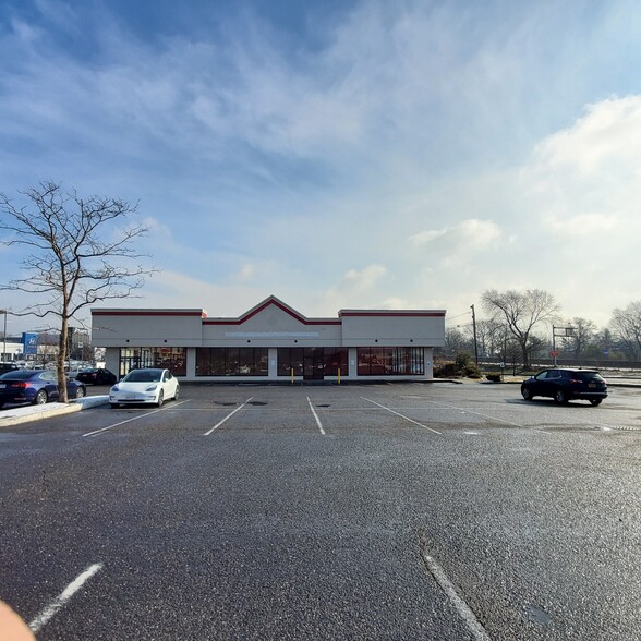 187 Sunrise Hwy, West Islip, NY 11795 - Southbay Commons | LoopNet