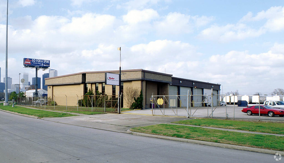 1800 Delano St, Houston, TX for lease - Building Photo - Image 3 of 3