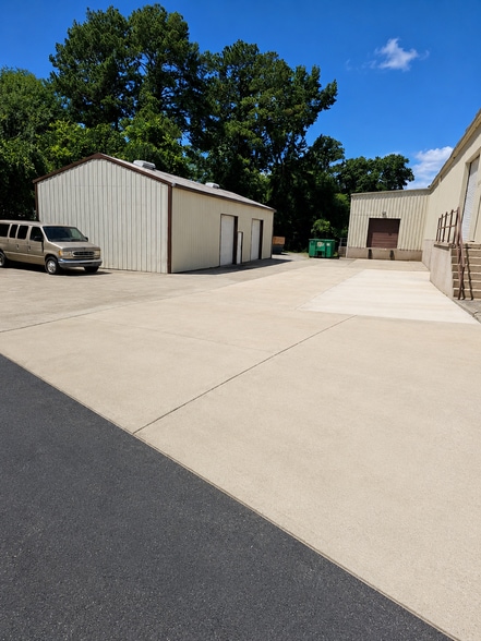 6221 Monticello Rd, Columbia, SC for lease - Building Photo - Image 2 of 26