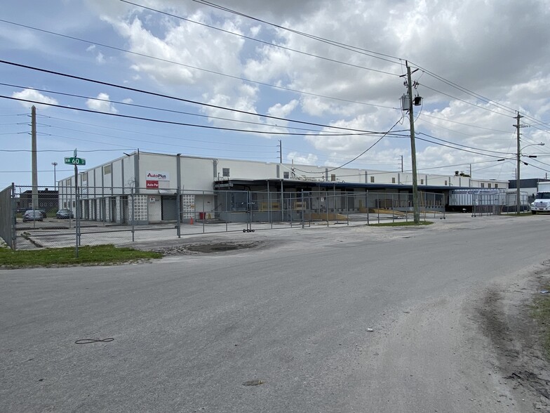 3510 NW 60th St, Miami, FL for lease - Building Photo - Image 1 of 5