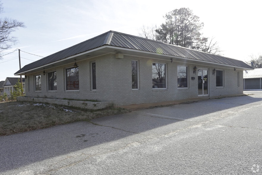 104 Miller Rd, Mauldin, SC for sale - Building Photo - Image 2 of 6