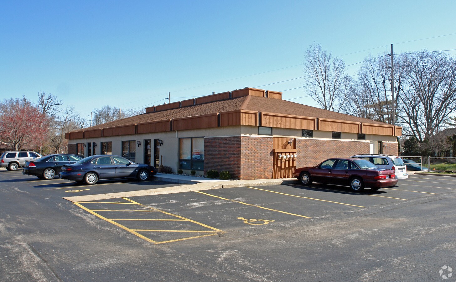 616 35th Ave, Moline, IL 61265