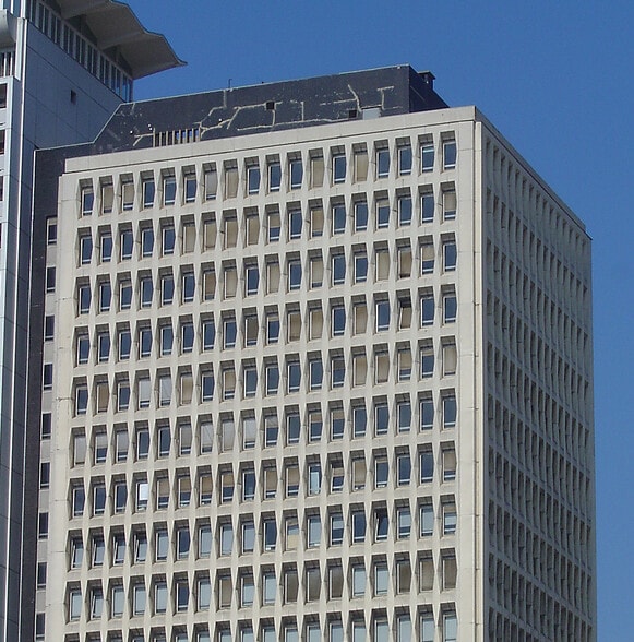 Office in Paris for lease - Building Photo - Image 3 of 4