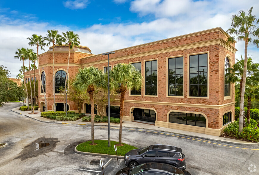 8250 Bryan Dairy Rd, Largo, FL for lease - Primary Photo - Image 1 of 9