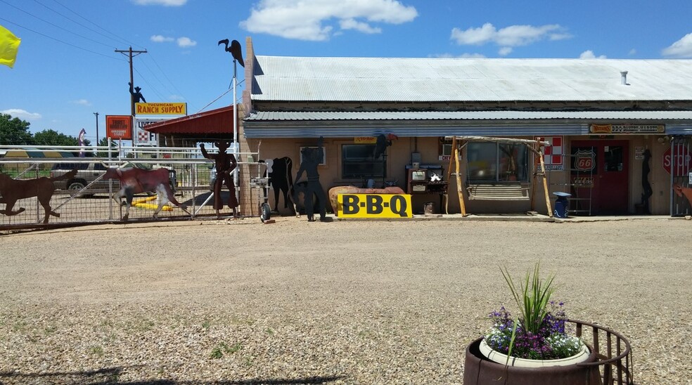 S Lake St, Tucumcari, NM for sale - Building Photo - Image 2 of 7