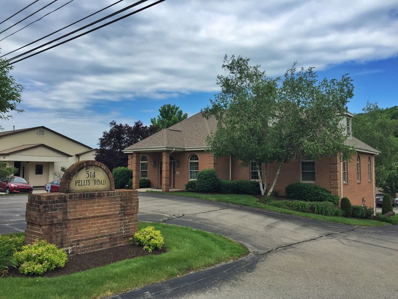 514 Pellis Rd, Greensburg, PA for lease - Building Photo - Image 1 of 14